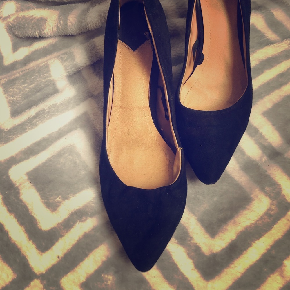 H&M Black Heels. $3 add-on to any bundle